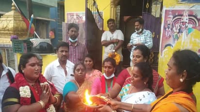 Urban Election : நகர்ப்புற உள்ளாட்சி தேர்தல்..வேலூர் மாநகராட்சியில் போட்டியிடும் திருநங்கை..குவியும் பாராட்டு