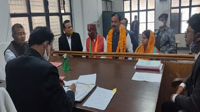 सिराथू से नामांकन कर डिप्टी CM केशव प्रसाद मौर्य ने भरी हुंकार, कहा- सपा, बसपा और कांग्रेस का चरित्र एक जैसा