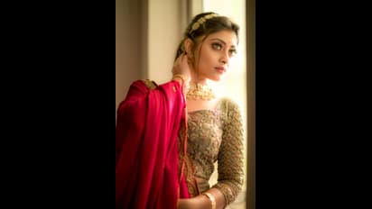 Ammu Abhirami latest : ஆஹா..என்ன அழகு..மாடன் மணப்பெண்ணாய்..அசுரன் நாயகி அம்மு அபிராமி..