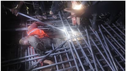 Pune building collapse : పూణెలో భ‌వ‌నం కూలి ఐదుగురు కూలీలు మృతి..