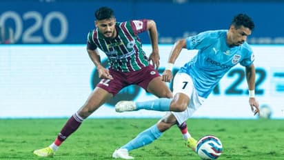 ISL Point Table: ডার্বির পর অব্য়াহত হোঁচট খাওয়ার ধারা, লিগ টেবিলে প্রথম চারের জায়গা হারাল এটিকে মোহনবাগান