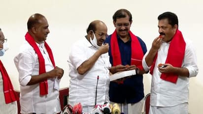 എൽജെഡി വിട്ട ഷെയ്ഖ് പി ഹാരിസും അനുയായികളും സിപിഎമ്മിൽ ചേർന്നു