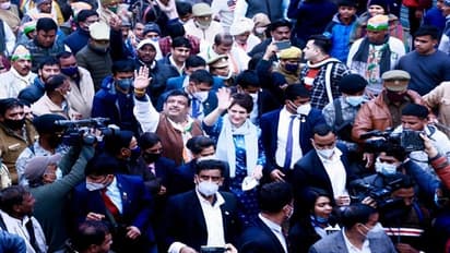 यूपी चुनाव : प्रियंका गांधी बोलीं- राजनीति में चर्बी और गर्मी की नहीं, विकास की भाषा बोलनी चाहिए