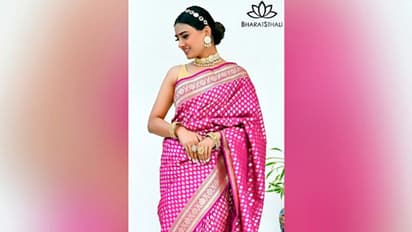 साड़ियों के हो शौक़ीन? भारतस्थली से खरीदें बेस्ट कारीगरों द्वारा बनाई गई रॉयल बनारसी साड़ी