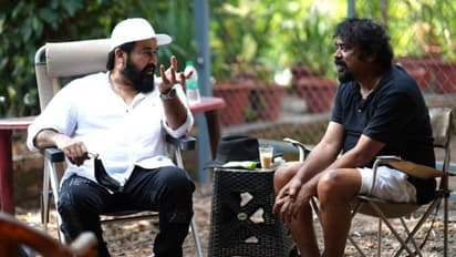 'സെറ്റില് മോനെ ദിനേശാ വിളികളും കേള്ക്കാം'; 'ബറോസ്' ചിത്രീകരണസ്ഥലത്തെ മോഹന്ലാലിനെക്കുറിച്ച്