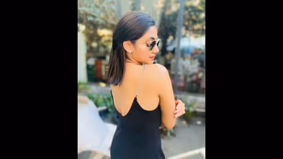 Losliya hot: செம்ம ஹாட் லுக்கில் ரசிகர்களை 'கிக்' ஏற்றும் ''லாஸ்லியா''...நாளுக்கு நாள் மெருகேறும் உடல்...