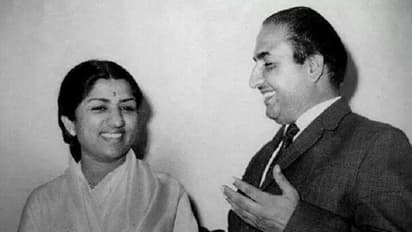 Lata Mangeshkar: সুর সম্রাজ্ঞী লতা মঙ্গেশকরের গাওয়া সেরা গানগুলোর মধ্যে থেকে রইল ১০টি, দেখে নিন এক নজরে