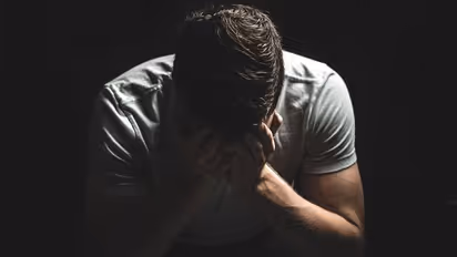 Pimple On Penis :  ലിം​ഗത്തിൽ ചെറിയ കുരുക്കൾ കാണുന്നുണ്ടെങ്കിൽ സൂക്ഷിക്കുക, ഡോക്ടർ പറയുന്നു