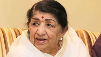 Lata Mangeshkar Passed Away : Sonia Gandhi ने जताई थी चिंता, बोला- उनके बिना भारत अधूरा है