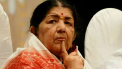 Lata Mangeshkar net worth : மறைந்த பின்னணி பாடகி லதா மங்கேஷ்கரின் சொத்து மதிப்பு இத்தனை கோடியா?