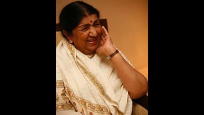 কোন যোগে প্রয়াত হলেন সুর সম্রাজ্ঞী লতা মঙ্গেশকর, জেনে নিন কী বলছে জ্যোতিষ