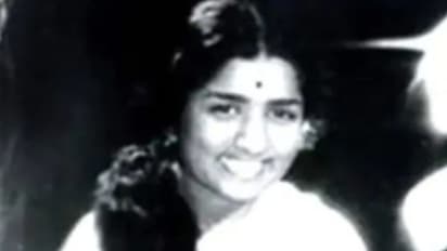 Lata Mangeshkar : മധുരതരം, ലതാ മങ്കേഷ്കറുടെ 10 ഹിറ്റ് പാട്ടുകള്