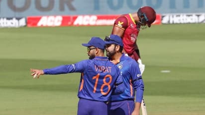 IND vs WI: ചാഹലിന്റെ പന്തില് ഡിആര്എസ് എടുക്കാന് രോഹിത്തിനെ നിര്ബന്ധിച്ച് കോലി, ഒടുവില് സംഭവിച്ചത്