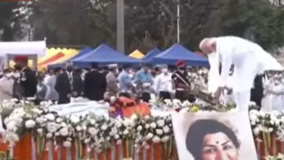 PM Modi, Maharashtra CM Uddhav Thackeray, leaders pay last respects to ‘Melody Queen’ Lata Mangeshkar