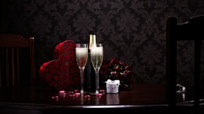 স্পেশ্যাল করে তুলুন রোজ ডে, জেনে নিন কীভাবে পালন করবেন এই বিশেষ দিন, রইল ১০টি টিপস