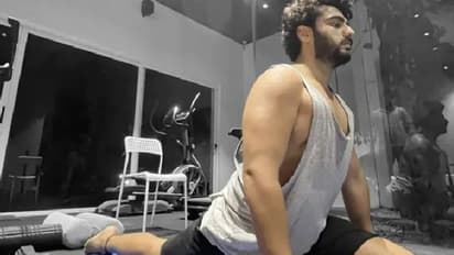 Malaika Arora and Arjun Kapoor : മലൈകയുടെ മേല്‍നോട്ടത്തില്‍ അര്‍ജുന് യോഗ പരിശീലനം...