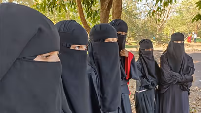 Karnataka HC says no religious attire till final judgment, adjourns hijab hearing till Monday