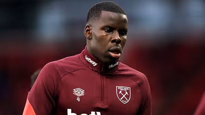 West Ham's Kurt Zouma 'deeply sorry' for kicking cat; netizens remain furious