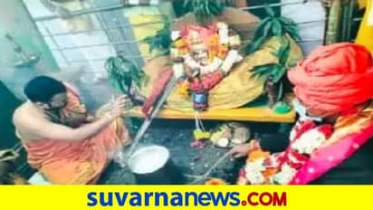 Hoovina Hadagali: ಮೈಲಾರಲಿಂಗೇಶ್ವರ ಜಾತ್ರೆ: ಕುಬೇರನ ದಿಕ್ಕಿನತ್ತ ಹರಿದ ಹಾಲು