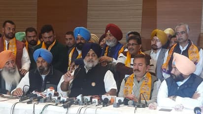 पंजाब: कांग्रेस सांसद जसबीर डिंपा के भाई राजन गिल अकाली दल में शामिल, महासचिव बने, सिद्धू-हरीश चौधरी पर हमला