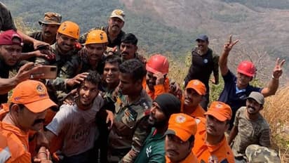 ബാബുവിനെ രക്ഷിച്ച സൈനികർക്കായി ഇൻസ്റ്റഗ്രാം റീൽ, യുവാക്കളെ അഭിനന്ദിച്ച്  ലെഫ്റ്റണൻ്റ കേണൽ ഹേമന്ത് രാജ്