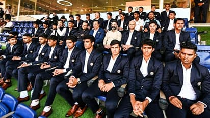 IND vs WI: अंडर 19 वर्ल्ड चैंपियन जूनियर टीम इंडिया ने शाह के साथ शान से देखा भारत-वेस्टइंडीज मुकाबला