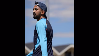 കെ എല് രാഹുല് മൈതാനത്ത് മടങ്ങിയെത്താന് ആഴ്ചകളെടുക്കും; ഏഷ്യാകപ്പ് നഷ്ടമാകുമെന്നും റിപ്പോർട്ട്