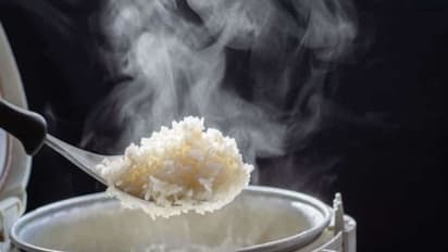 Kitchen Hacks: ये छोटी-छोटी टिप्स आपके किचन की समस्या को चुटकियों में करेगी दूर, आज ही आजमाएं ये 8 नुस्खे