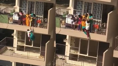 তালা বন্ধ ফ্ল্যাটের বারান্দায় শাড়ি, ১০ তলা থেকে ছেলেকে ঝুলিয়ে দিল মা