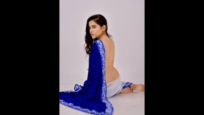 ব্লাউজ ছাড়া খোলা পিঠ, বেরিয়ে এসেছে কোমরের নিটোল খাঁজ,উরফির যৌনতা জাদু