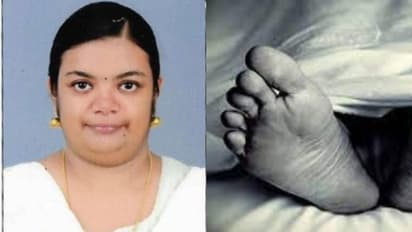 Accident Death : ആലപ്പുഴയില്‍ കാർ സ്കൂട്ടറിലിടിച്ച്  യുവതി മരിച്ചു; കാറോടിച്ചയാള്‍ മദ്യലഹരിയില്‍