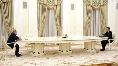 रूस ने दी पूर्वी यूक्रेन अलगाववादी गणराज्यों Donetsk और Lugansk को दो स्वतंत्र देशों के रूप में मान्यता