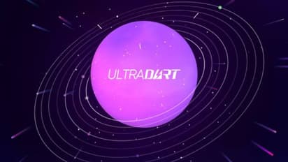 150 வாட் ஃபாஸ்ட் சார்ஜிங் - வேற லெவல் அப்டேட் கொடுக்க தயாராகும் ரியல்மி!