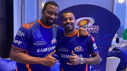 അവനെ കുറ്റപ്പെടുത്തുന്നത് കേട്ട് മടുത്തു; ഹാര്ദ്ദിക്കിനെ ഇനിയെങ്കിലും പിന്തുണക്കൂ; ആരാധകരോട് പൊള്ളാര്ഡ്