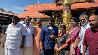 దైవ దర్శనాల్లో మెగాస్టార్.. సతీసమేతంగా శబరిమల టెంపుల్ దర్శనం..