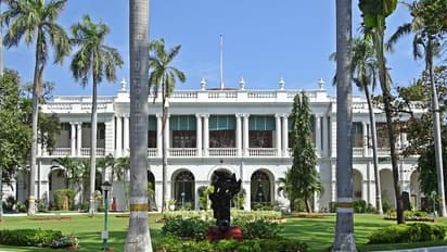 Puducherry Raj Niwas: 250 ஆண்டு கால பழமையான ஆளுநர் மாளிகையில் விரிசல்..வெளியான அதிர்ச்சி தகவல்..