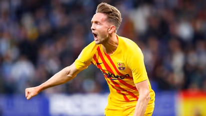 La Liga: Luuk de Jong elated to salvage late draw for Barcelona against Espanyol (WATCH)
