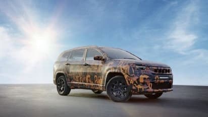 മഹീന്ദ്ര കൊണ്ടുപോയ പേരിനു പകരം ഈ വണ്ടിക്ക് ഒടുവില് പുതിയ പേരിട്ട് 'ശരിക്കും' മുതലാളി!