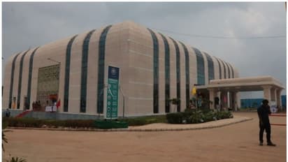 AIIMS Recruitment 2022 : പ്രൊഫസർ, അസോസിയേറ്റ് പ്രൊഫസർ; എയിംസിൽ 120 ഒഴിവുകൾ; അപേക്ഷിക്കേണ്ടത് എങ്ങനെ?