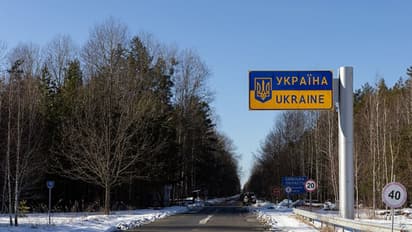 বেলারুশে পৌঁছল ইউক্রেনের বিশেষ টিম, সংঘাত কি তাহলে শেষের পথে