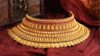 Gold Rate Today: മൂന്ന് ദിവസത്തിനുശേഷം ഉയർന്ന് സ്വർണവില; വെള്ളിയുടെ വിലയിൽ മാറ്റമില്ല 