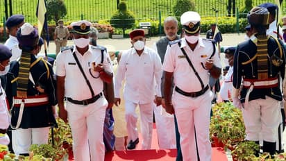 Karnataka Assembly Session: 20 ವರ್ಷ ಬಳಿಕ ಮೆಟ್ಟಿಲು ಬಳಸಿ ವಿಧಾನಸೌಧಕ್ಕೆ ಬಂದ ರಾಜ್ಯಪಾಲ