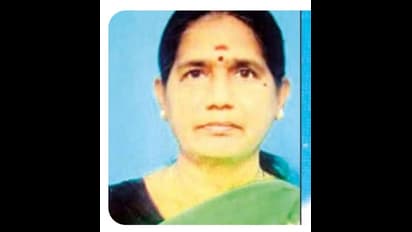 நடிகை ஊர்வசியின் அண்ணி தூக்கிட்டு தற்கொலை.. வறுமையின் காரணமாக நேர்ந்த துயரம்.