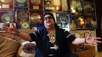 तस्वीरों में बप्पी लाहिरी: लता मंगेशकर, रफी, किशोर से लेकर पीएम मोदी तक,सभी के साथ मुस्कुराते दिखे डिस्को किंग