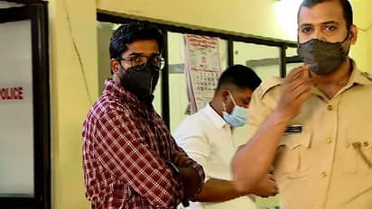 ലൈംഗിക പീഡന പരാതി: വ്ലോഗർ ശ്രീകാന്ത് വെട്ടിയാർ പൊലീസിൽ കീഴടങ്ങി