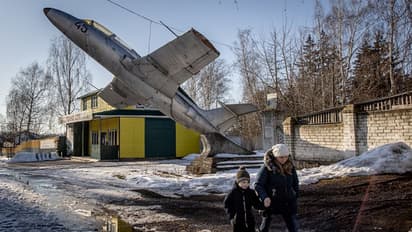 পরিস্থিতি উদ্বেগজনক, ইউক্রেন দূতাবাস কর্মীদের পরিবারকে দেশে ফেরার নির্দেশ নয়াদিল্লির