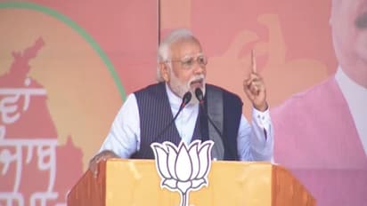 पंजाब चुनाव : पठानकोट में विपक्षी दलों पर बरसे पीएम मोदी, कहा- कांग्रेस और आप एक ही थाली के चट्टे-बट्टे