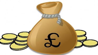 സ്കൂളിൽ കച്ചവടം, മകൻ ദിവസം ആയിരം രൂപവരെ സമ്പാദിക്കുന്നുവെന്ന് അമ്മ