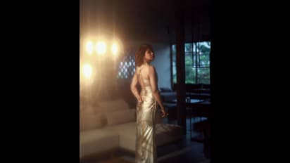 madonnasebastian hot : கோல்ட் பேபியாய் மின்னும் மடோன்னா..ஒரே கிளாத்தில் ஒவர் லோடட் கிளாமர்..