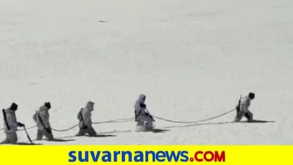 ಹಿಮಾಲಯದ 15000 ಅಡಿ ಎತ್ತರದಲ್ಲಿ ಗಸ್ತು ತಿರುಗುತ್ತಿರುವ ಯೋಧರು.. ವಿಡಿಯೋ ವೈರಲ್‌